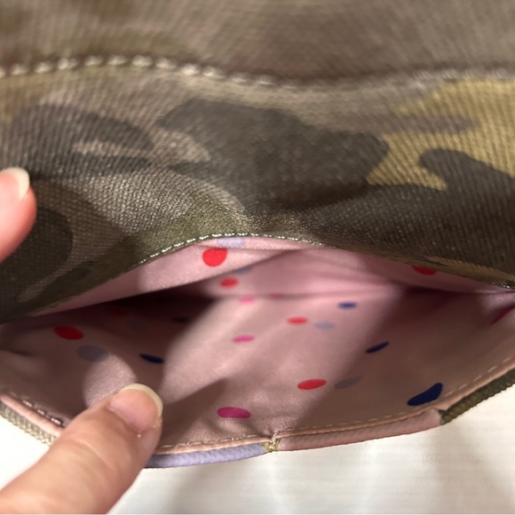 Stella & Dot Canvas Camo Tote Bag Pink Polka Dot Lining Missing Crossbody Strap - Picture 10 of 14